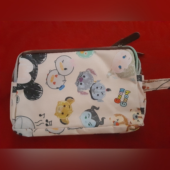 BRAND NEW adorable Disney wallet/clutch - Picture 3 of 4